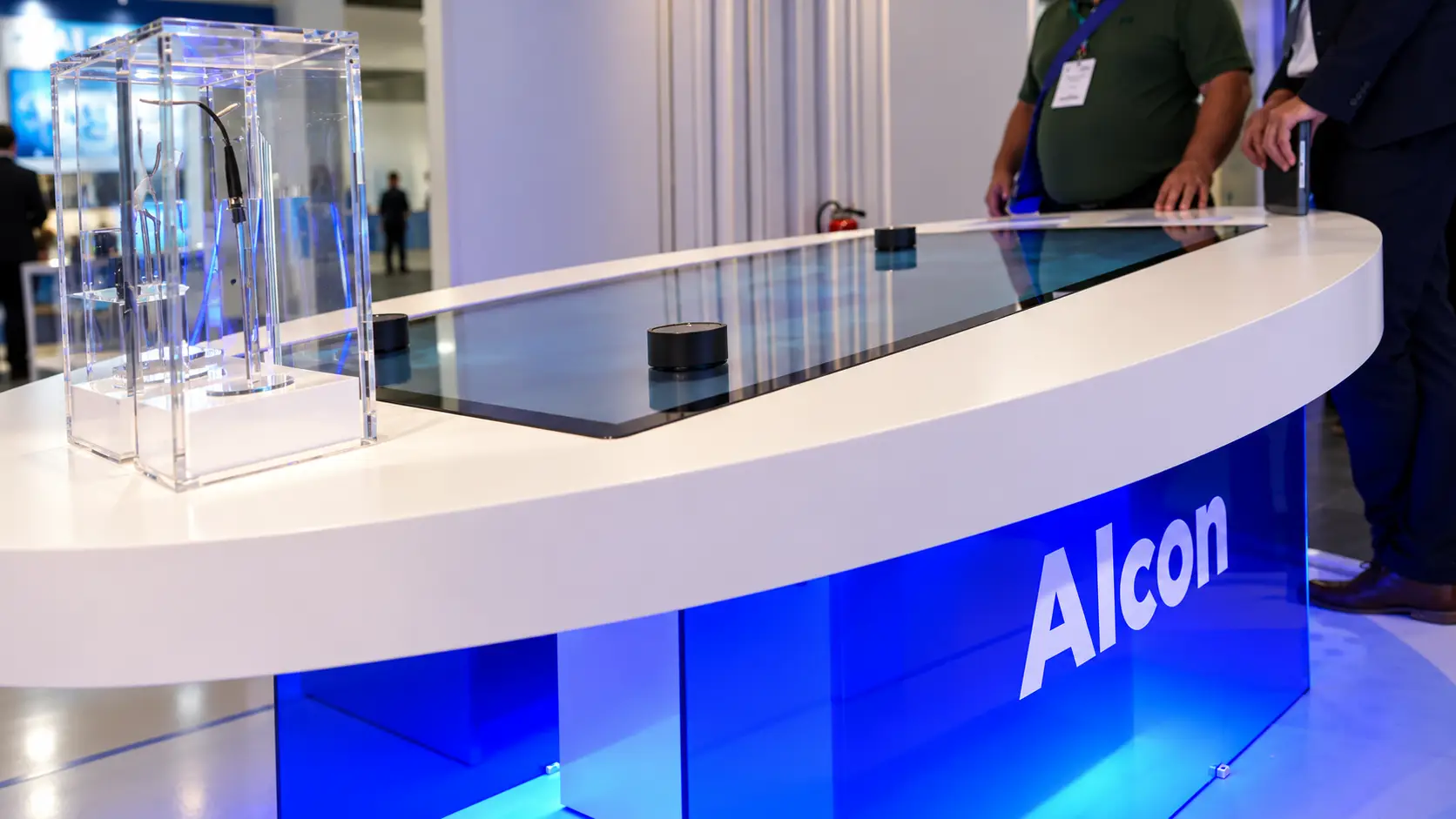 Alcon